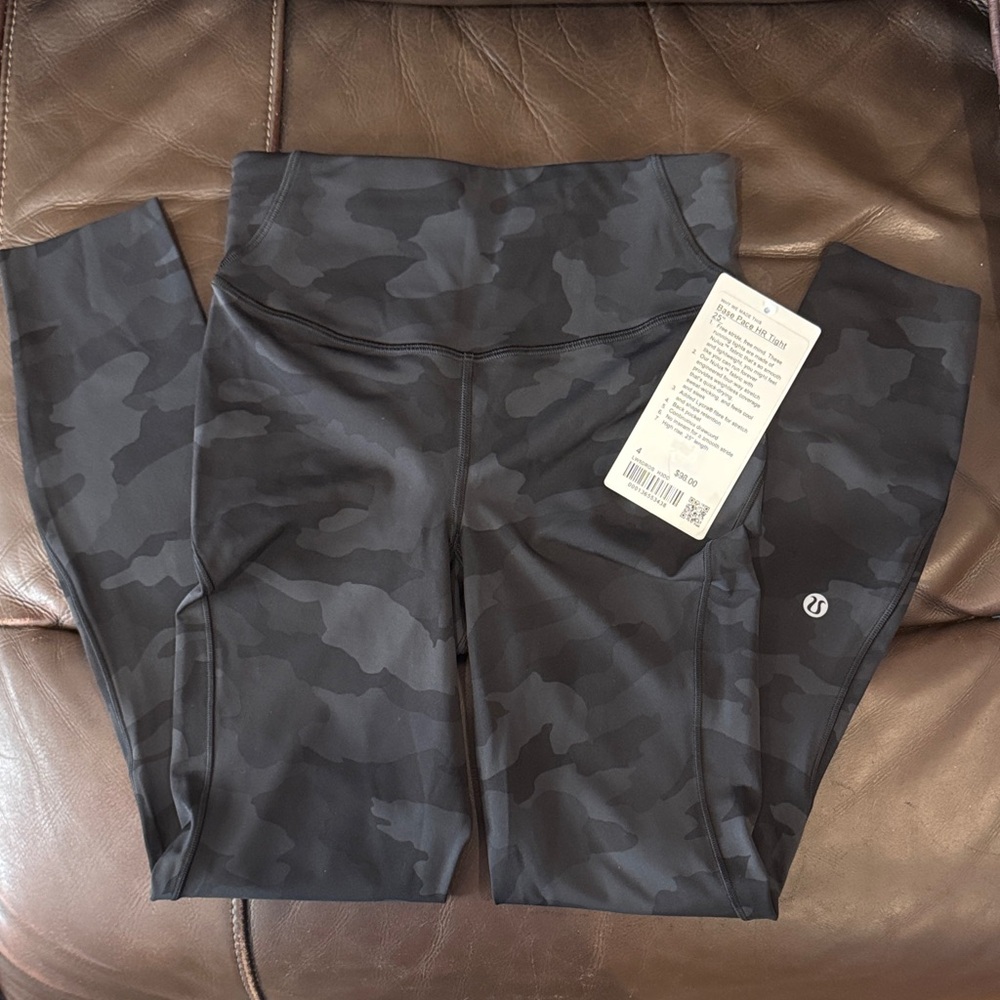 Lululemon Dark Camo Base Pace HR Tights
